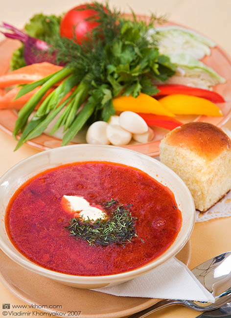 Ukrainian borsch (red-beet soup) with pampushki